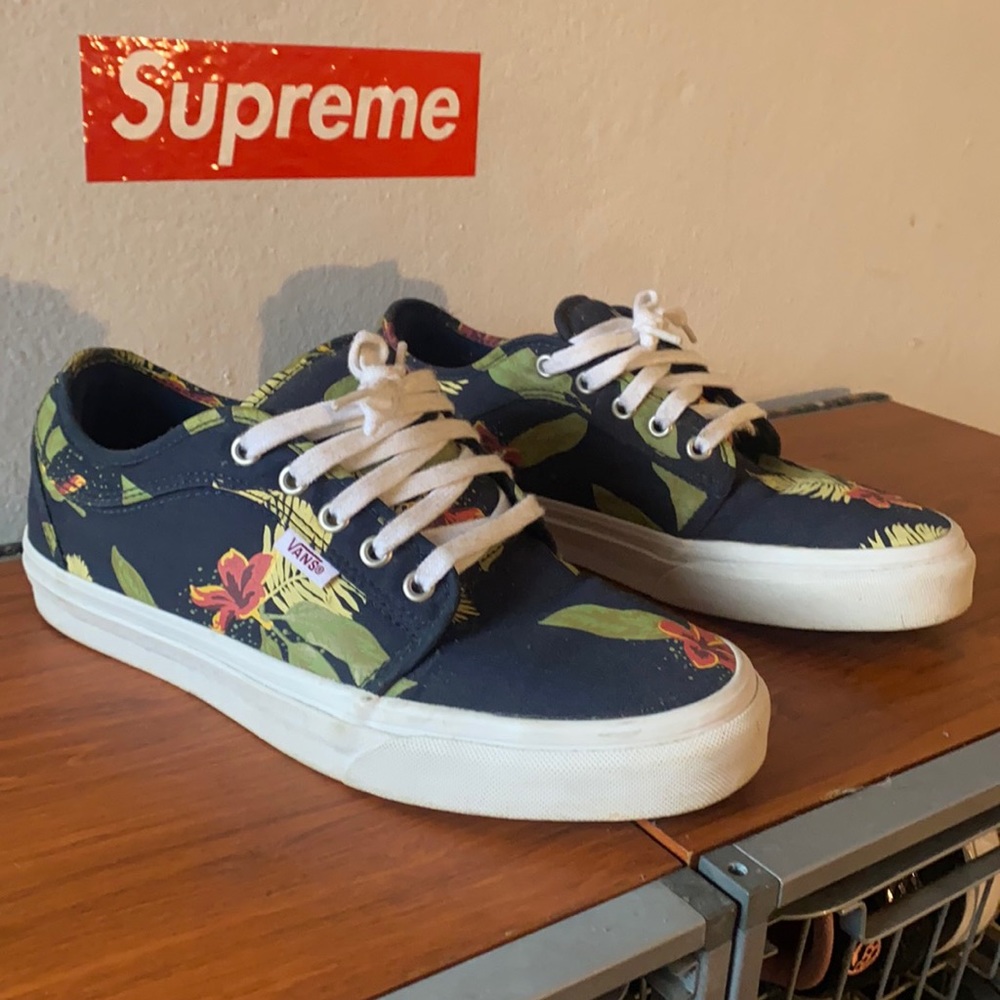 Used Vans Chukka Low “Aloha” SZ 8.5 Men